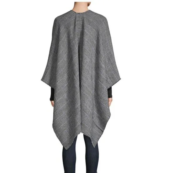NWT Calvin Klein Houndstooth Plaid Black White Shawl Cape Poncho Ruana One Size - Picture 3 of 6